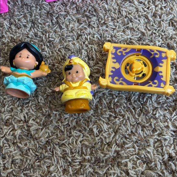 Fisher-Price Little People Disney Princess Jasmine's Friendship Palace playset - Picture 3 of 3